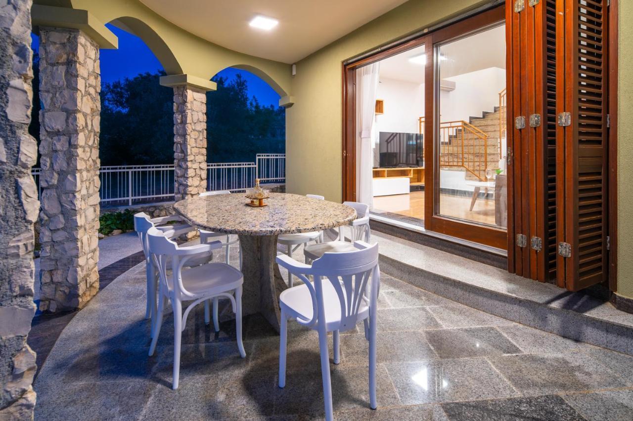 Willa Lusi House Sveti Filip i Jakov Zewnętrze zdjęcie